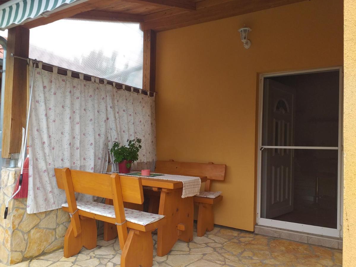 Raj Muraj Ferienappartement Kornić Exterior foto