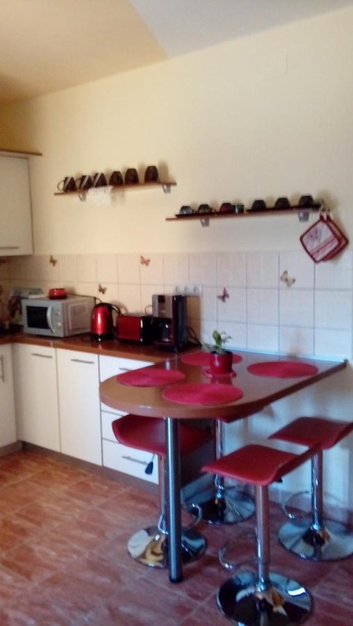 Raj Muraj Ferienappartement Kornić Exterior foto